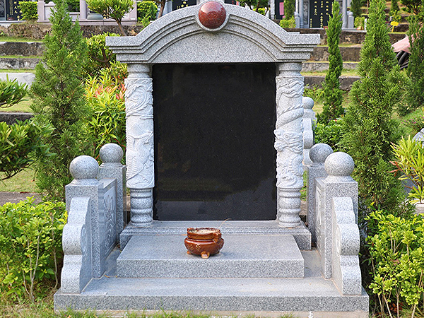 传统墓碑
